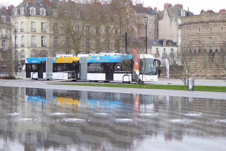 Der TOSA-Bus aus Genf hat die französische Stadt Nantes überzeugt; sie hat denselben Bustyp für eine stark frequentierte Linie angeschafft. Foto: Carrosserie Hess AG